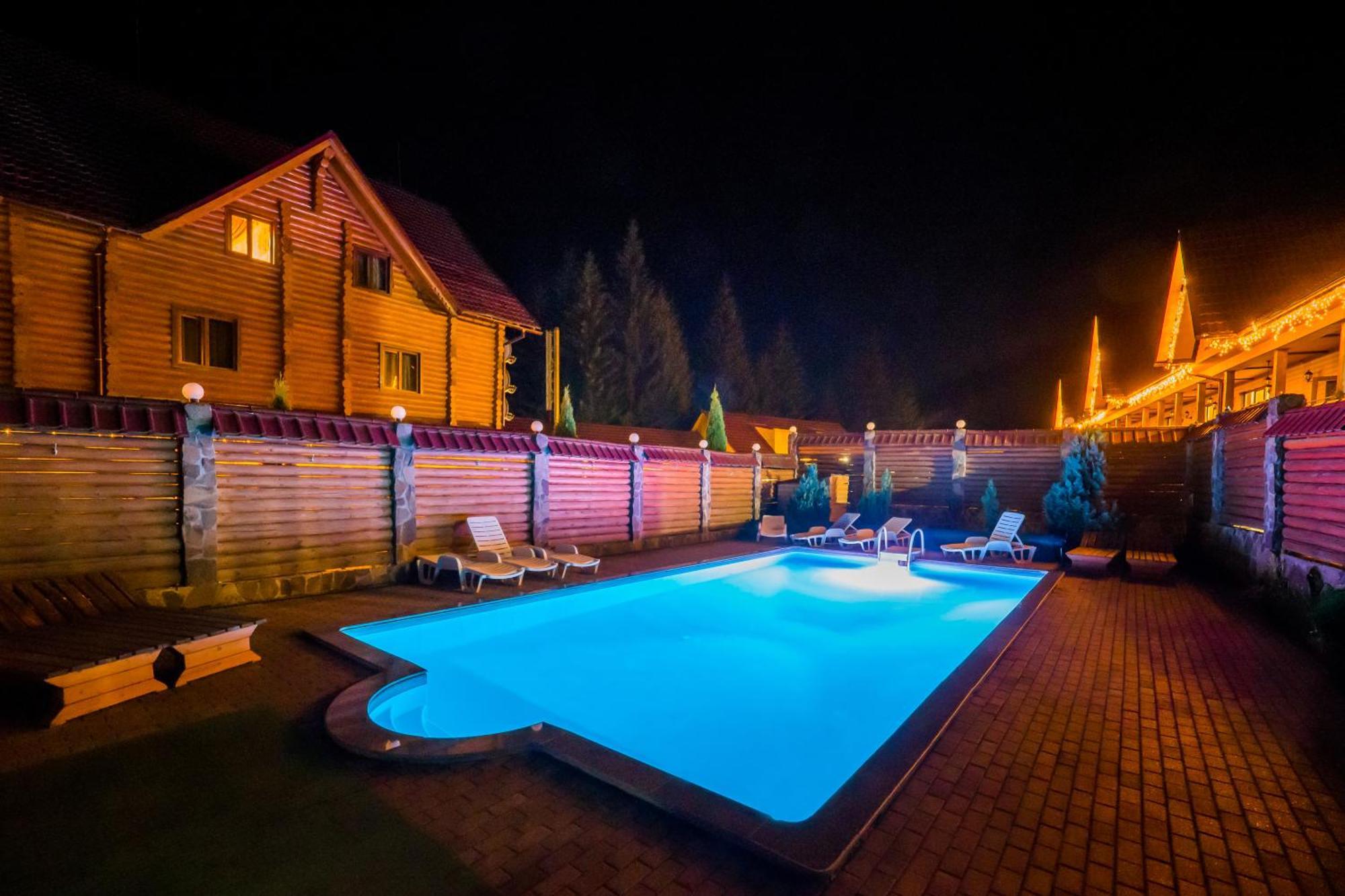 Арніка Hotel Synevyrsʼka Polyana Екстериор снимка