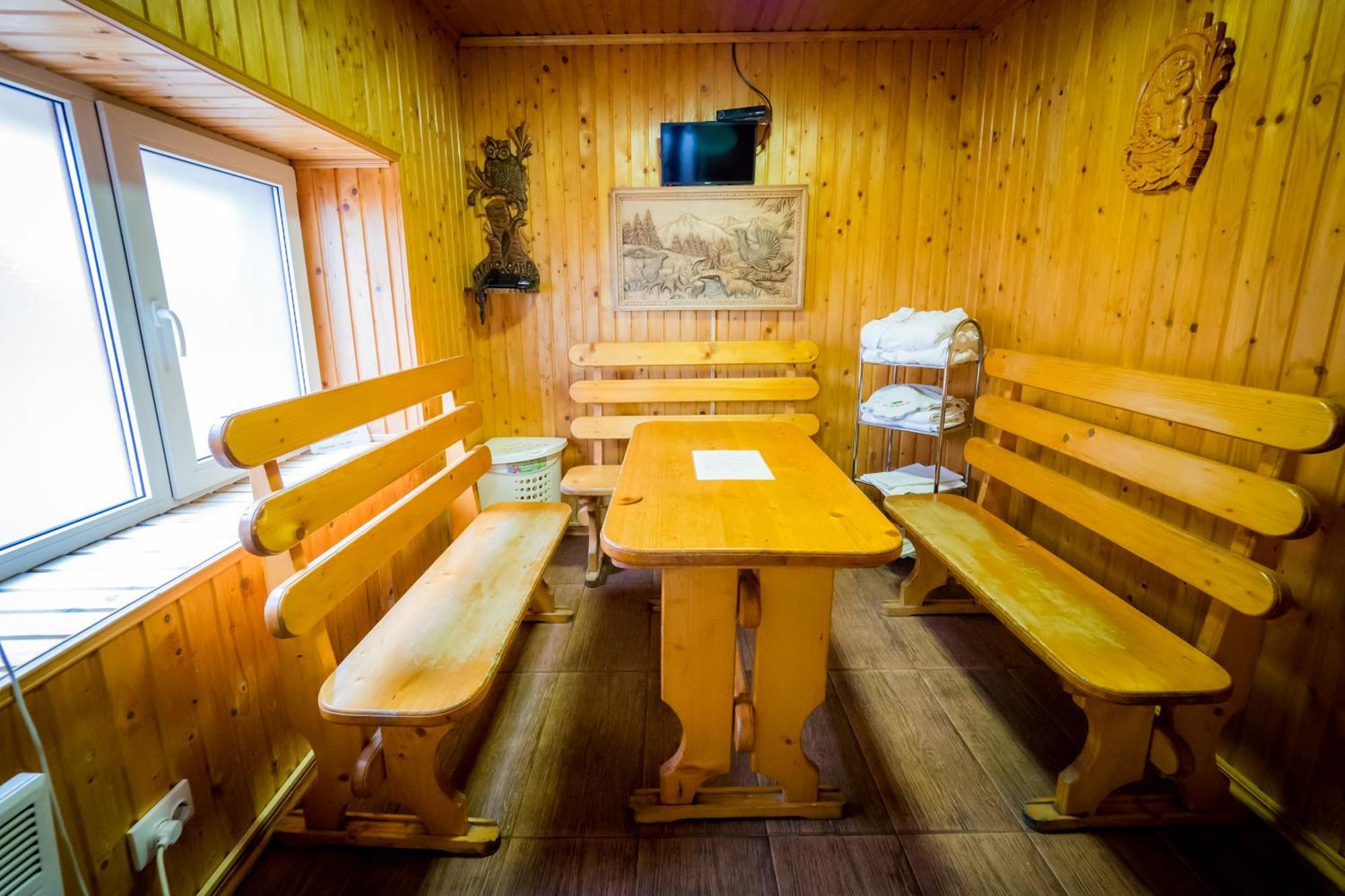 Арніка Hotel Synevyrsʼka Polyana Екстериор снимка